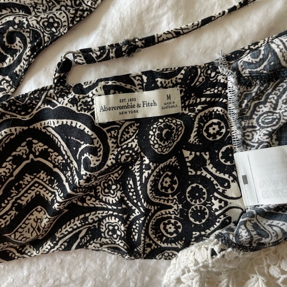 Abercrombie crop tie back tank size M - Picture 3 of 3